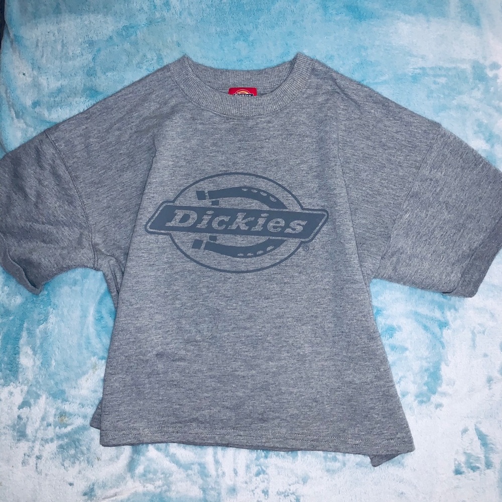 SOLD‼️Dickies Crop top